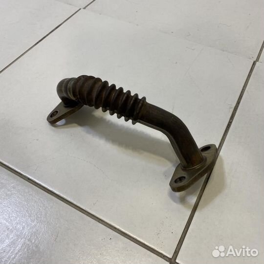 Трубка системы рециркуляции EGR Toyota Camry ASV50