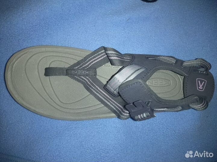 Сандалии Keen 37 размер
