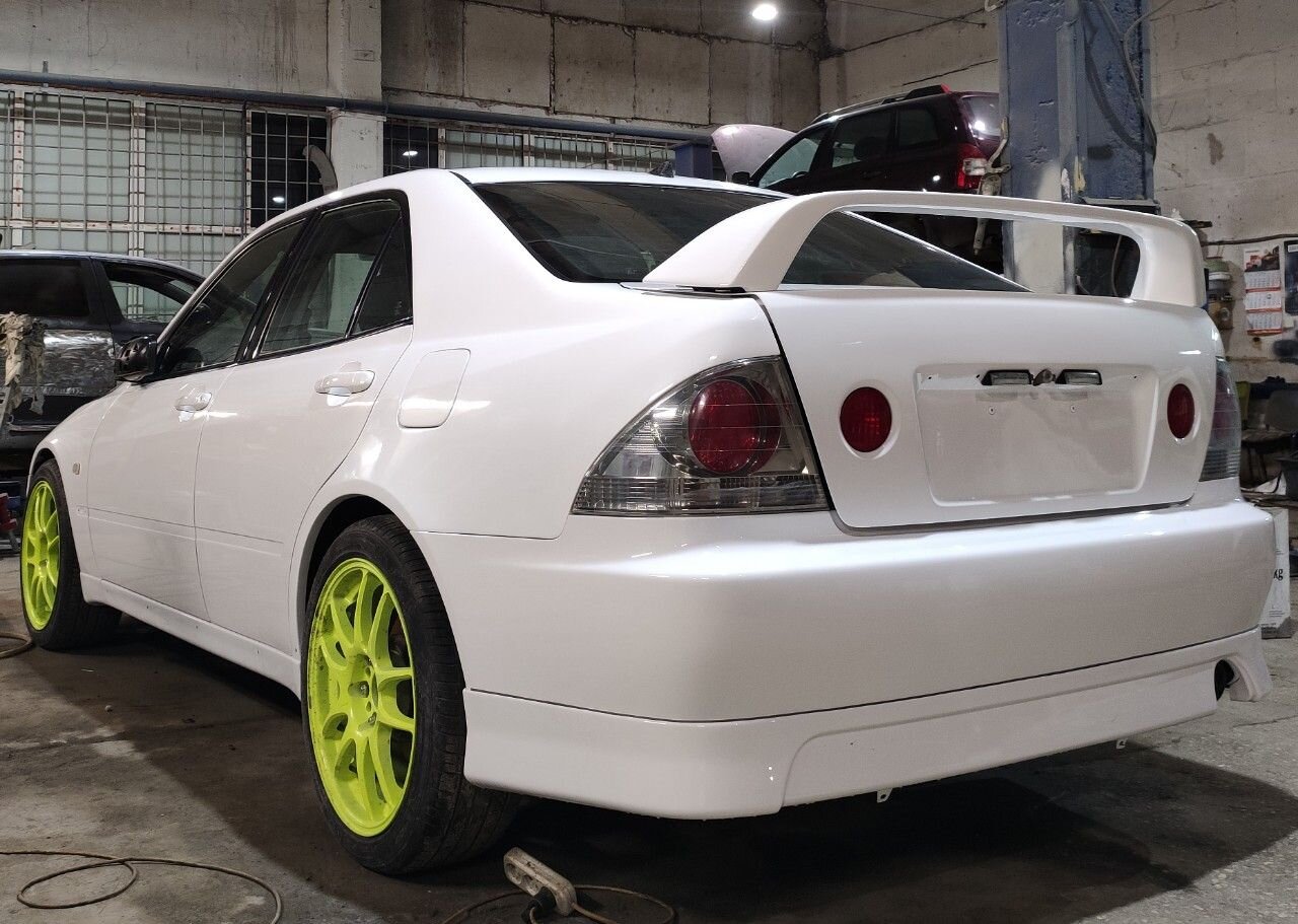 Toyota Altezza: фото владельца