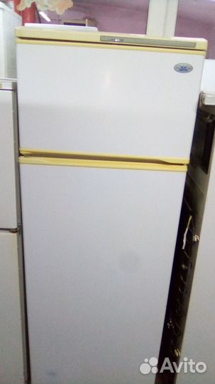Холодильник бу Атлант