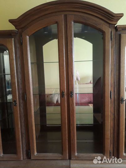 Буфеты и серванты