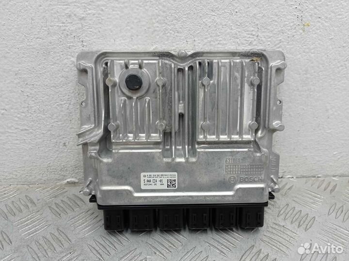 Блок управления двигателем BMW X1