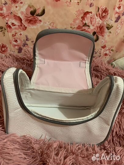 Косметичка Yves rocher