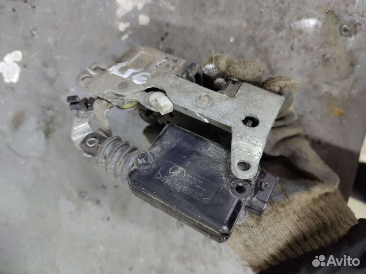 Замок двери задний правый Renault Logan