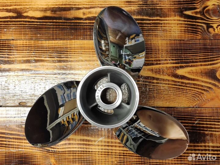 Гребной винт 150-300 л.с.; 3х14-7/8х22 RH