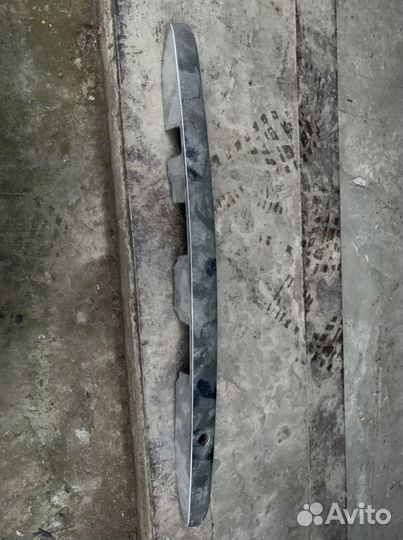 Сабля на крышку багажника Lifan Solano 2014 год