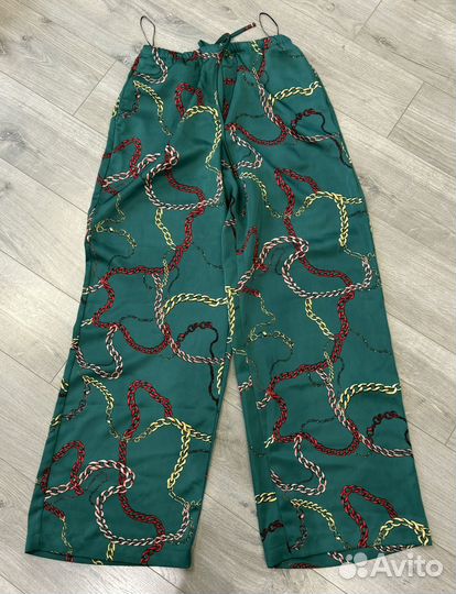 Костюм женский