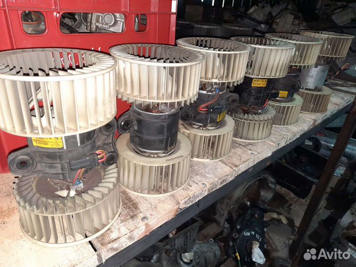 Моторчики печки на бмв 5 Е39