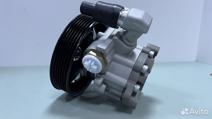 Насос гидроусилителя Mercedes Benz M112-113