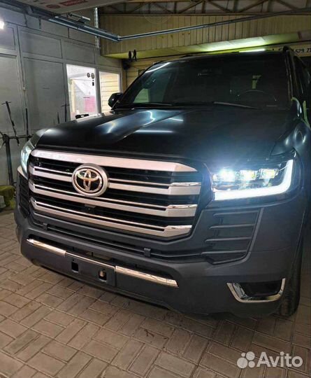 Рестайлинг Toyota LC 200 стиль LC 300