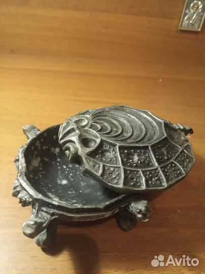 Чугунная шкатулка 