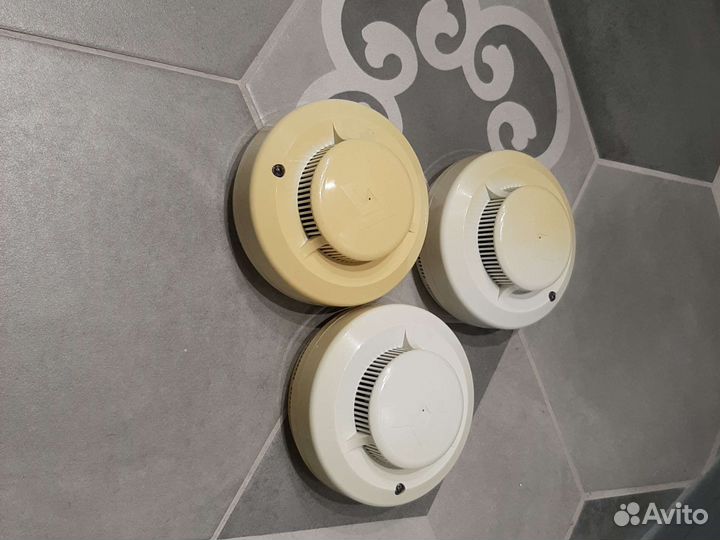 Извещатель пожарный дымовой