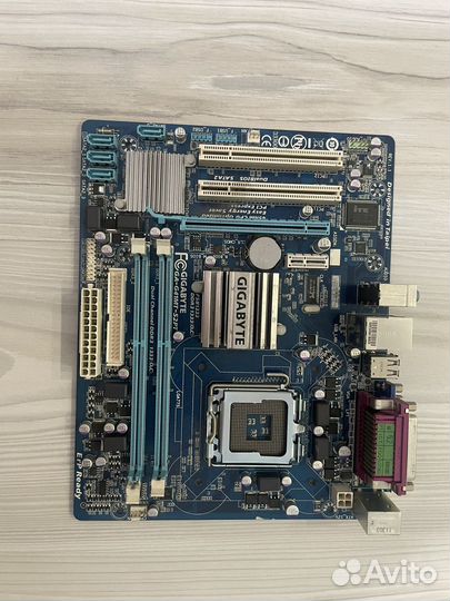 Материнская плата