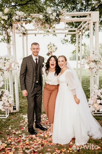 Ведущая и певица Екатерина Примакова