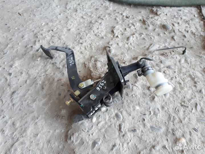 Цилиндр сцепления главный Hyundai Sonata EF рест