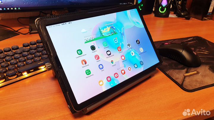 Подставка для планшета