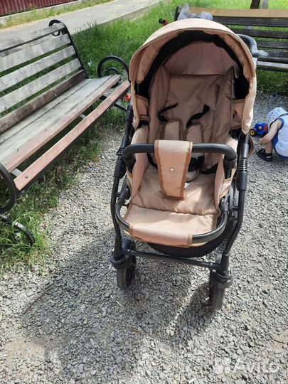 Коляска Retrus Rocky 2 в 1 (в бежевом цвете)