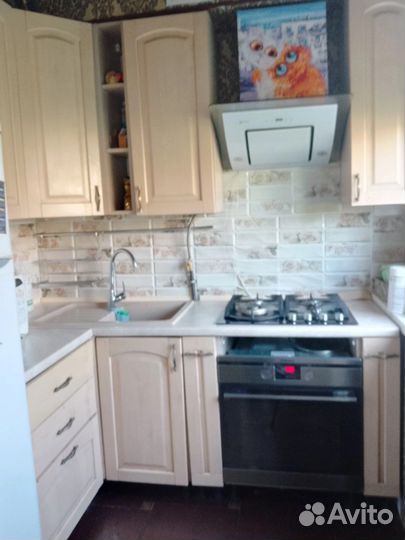 Кухонный гарнитур угловой бу для маленькой кухни