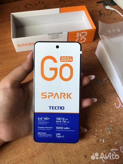TECNO Spark Go 2024, 4/128 ГБ