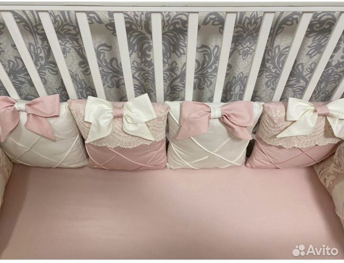 Комплект бортиков в кроватку