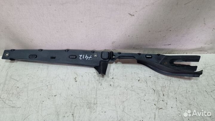 Накладка крыла переднего правого Mondeo 4 2007-201