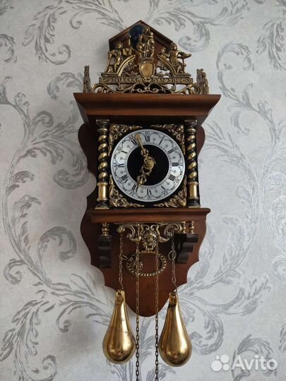 Часы настенные Голландия с боем
