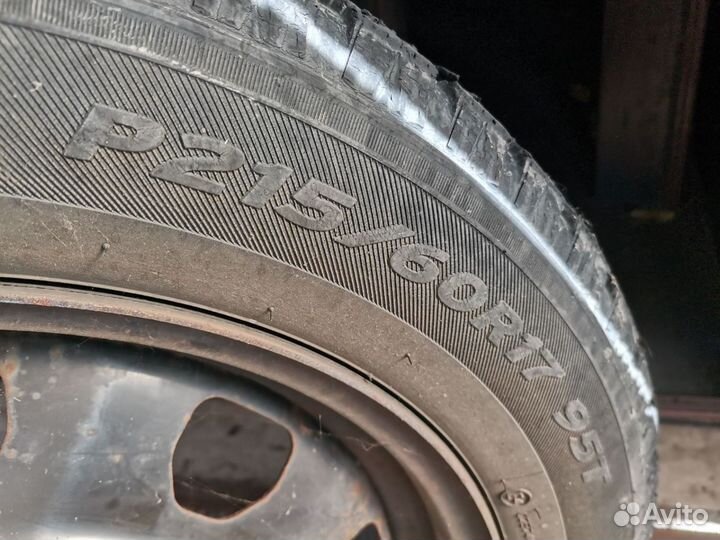 Hankook Winter I'Pike 215/60 R17