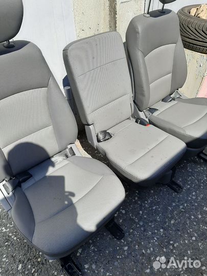 Средний ряд сидений от hyundai Старекс
