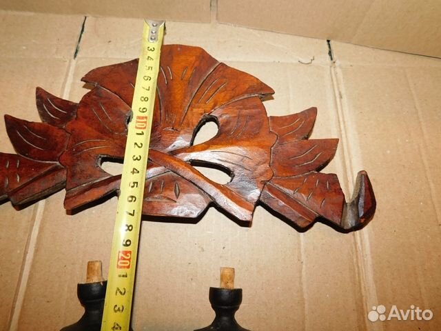 Красивое,резное навершие и 2 фрагмента декора