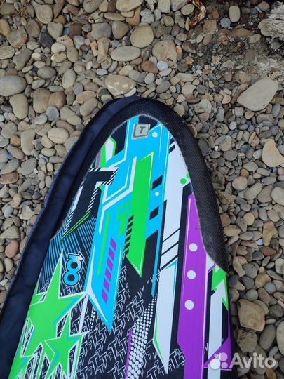 Доска и плавник для виндсерфинга Tabou Manta