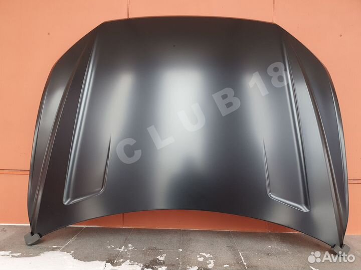 Капот Volkswagen Touareg 3