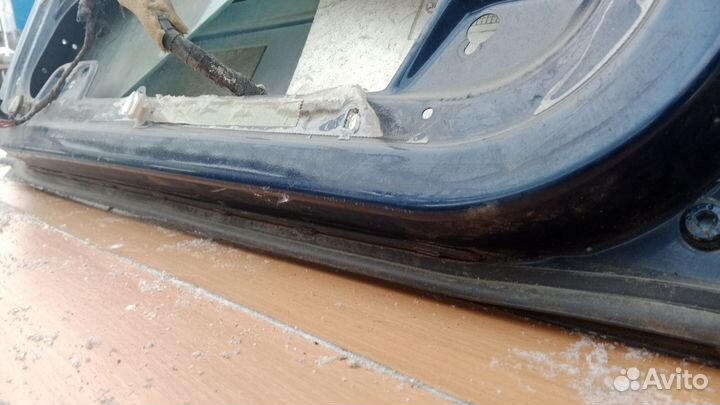 Передняя правая дверь skoda octavia tour