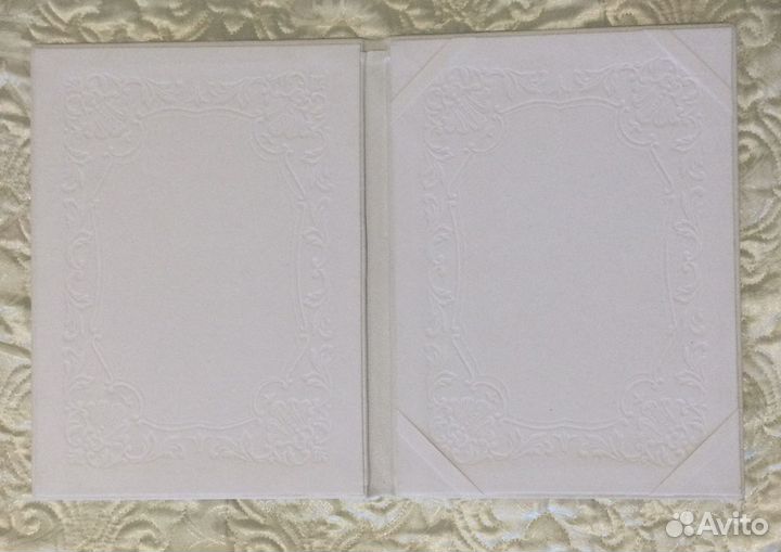 Папки Диплом и свидетельство о браке