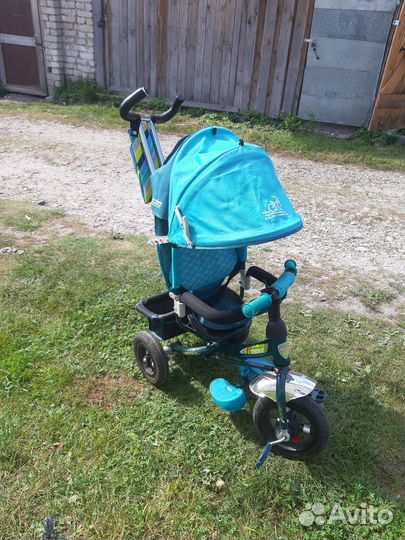 Детский трехколесный велосипед с ручкой