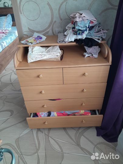 Пеленальный столик