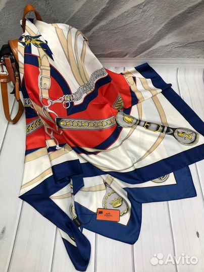 Шелковый платок Hermes