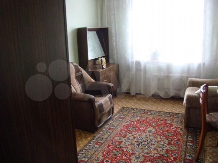 2-к. квартира, 52 м², 6/10 эт.