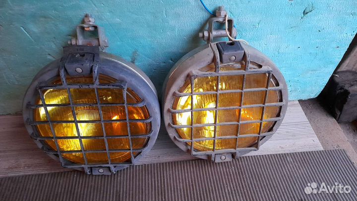 Галогеновый прожектор