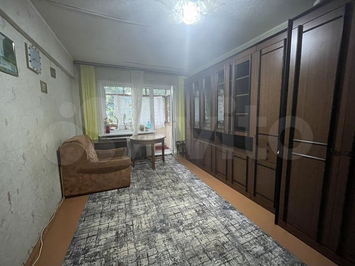 2-к. квартира, 48 м², 3/5 эт.