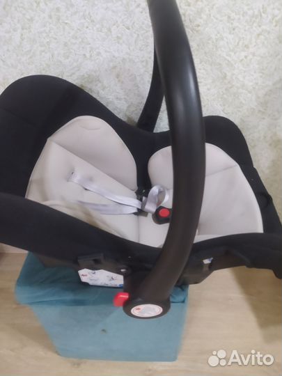 Коляска 3 в 1 с автолюлькой