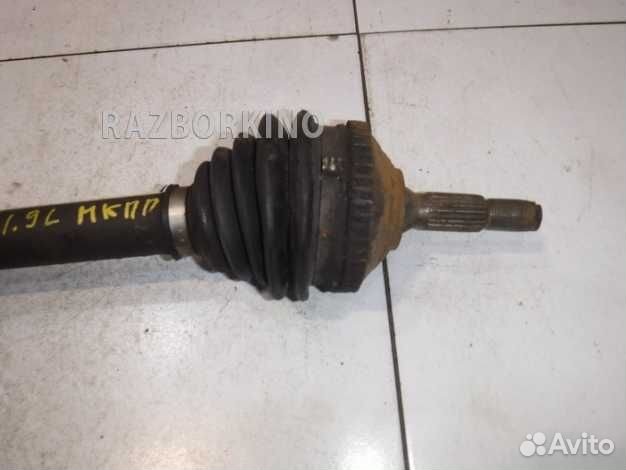 Привод передний правый