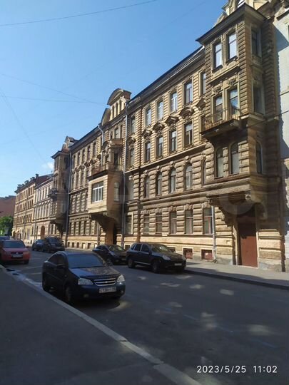 Комната 20 м², 1/4 эт.