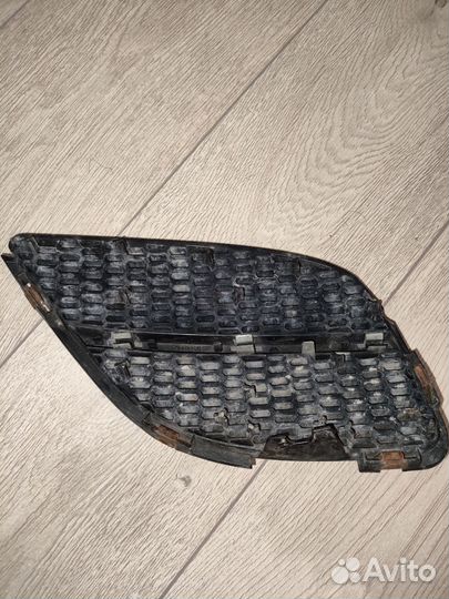 Решетки радиатора Nissan Almera N16