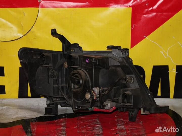 Фара левая Ниссан Серена C25 (1 модель) 100- А39