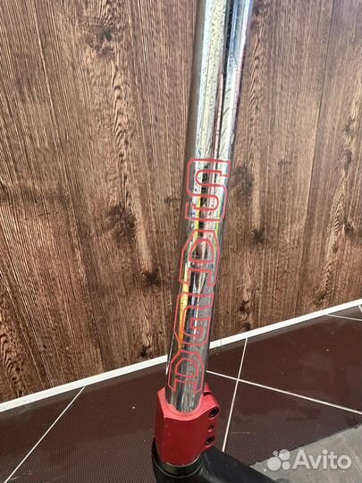 Самокат трюковый Vokul Saga