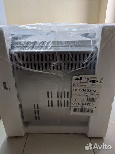 Духовой шкаф Electrolux oeeb4330X