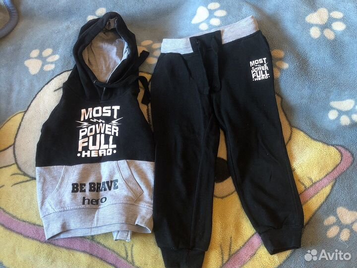 Спортивный костюм