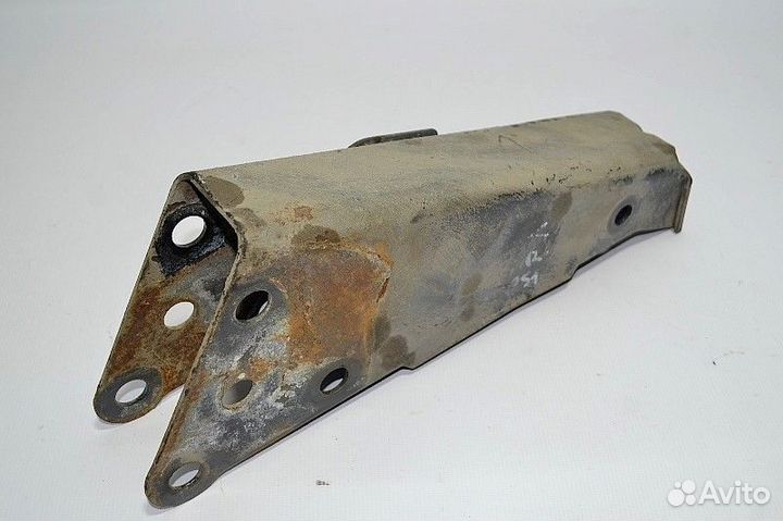 Кронштейн замка кабины volvo FH (01.05)