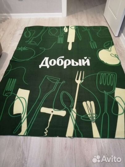 Пледы от Coca-Cola, Добрый