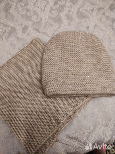 Зимняя шапка и снуд женские